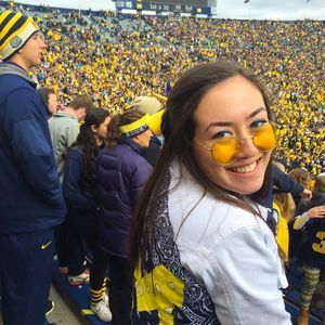 Meet your Posher, Hillary